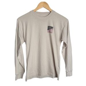4/$25 Abercrombie kids Beige Long Sleeve Graphic Tee Shirt Boy 13/14 Relaxed Fit